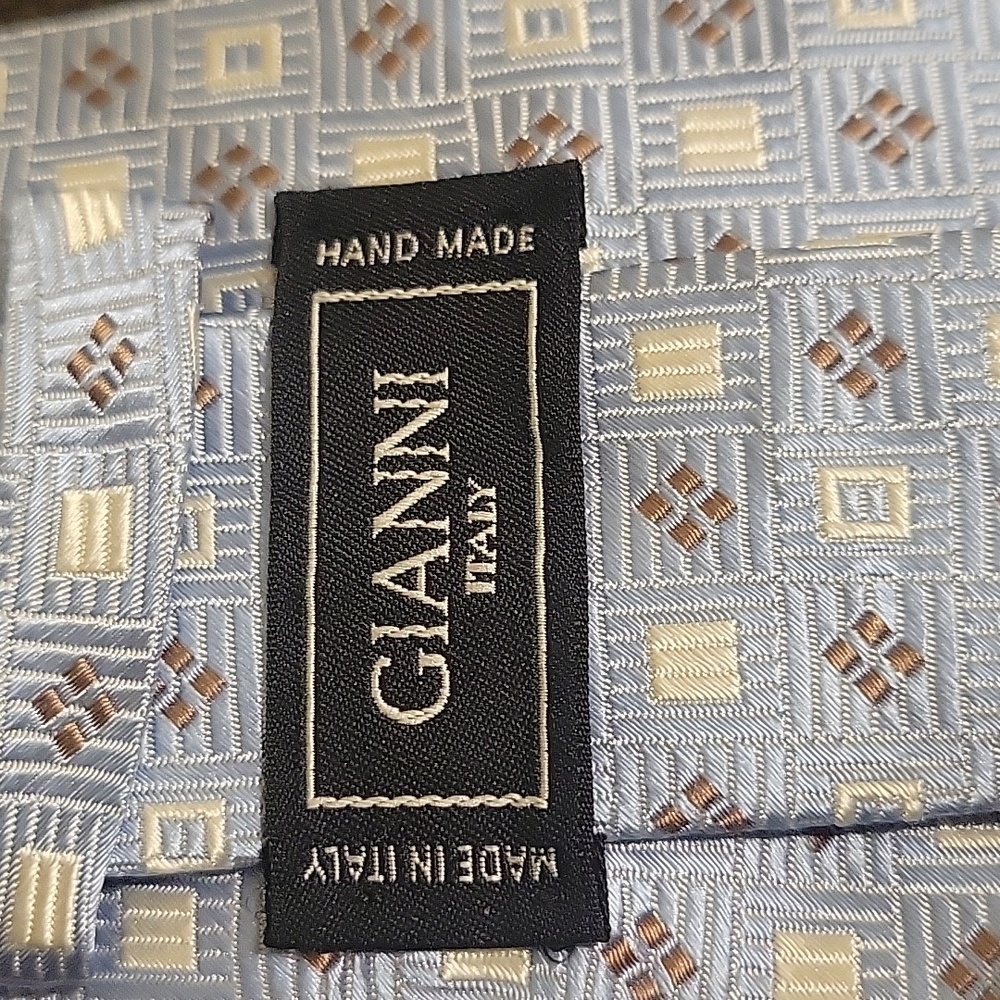 Gianni Light Blue Patterned Men's 100% Silk Hand Made Neck Tie